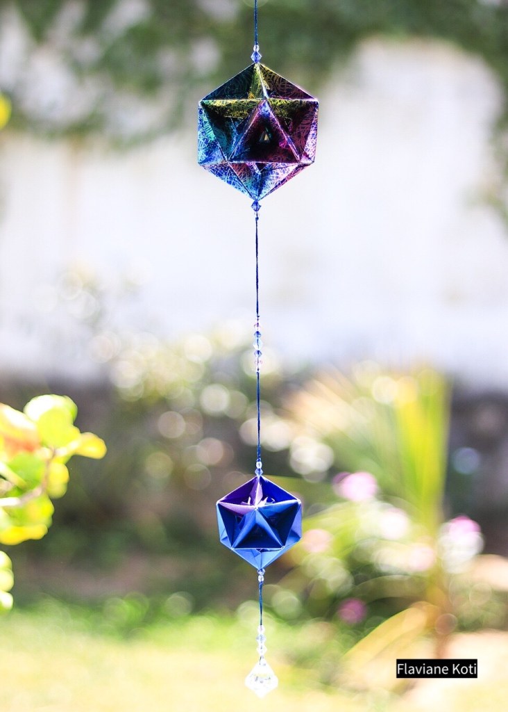 Kusudama origami em móbile, Vida, designer Flaviane koti